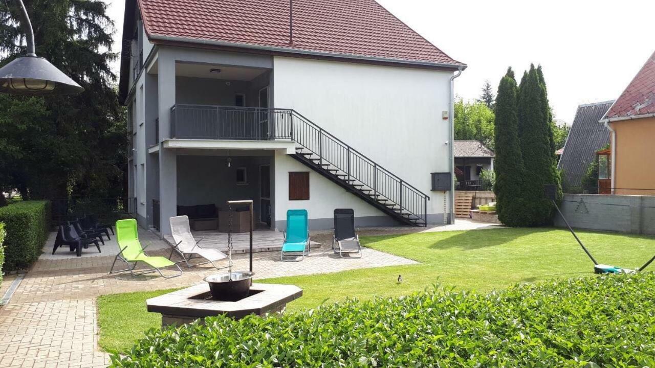 Mihi Apartman Balatonvilágos Kültér fotó